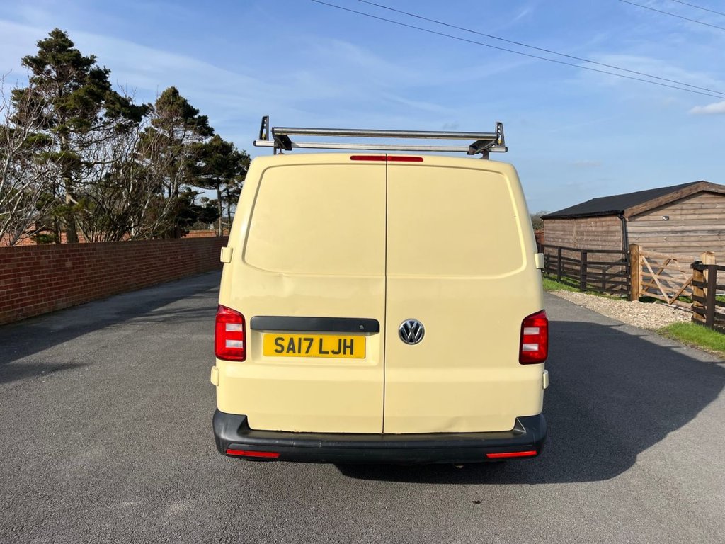 Used Volkswagen Transporter 2017 for sale - 77941717: Photo 6