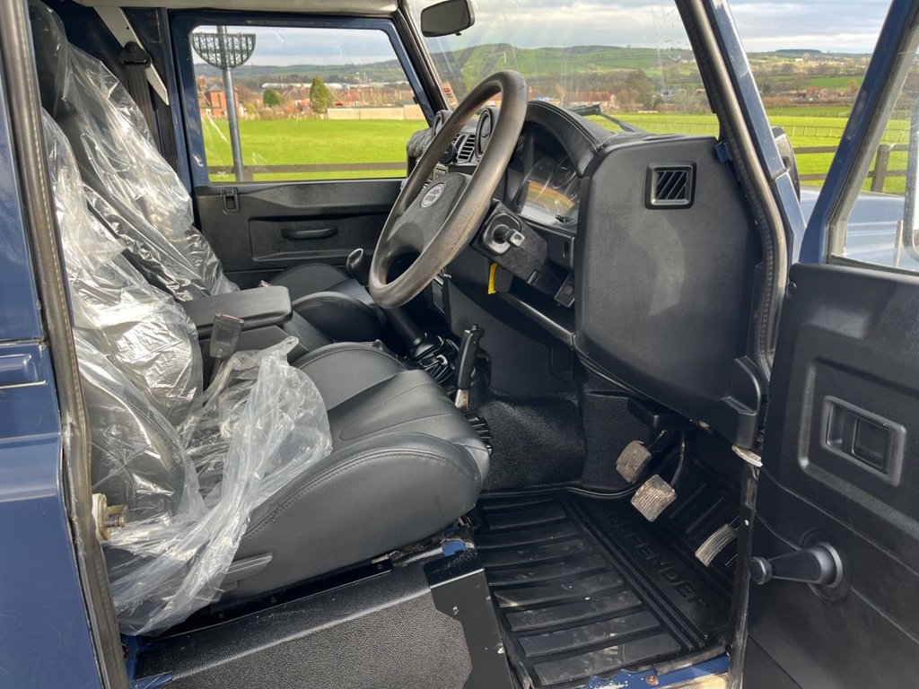 Used Land Rover Defender 2010 for sale - 77748681: Photo 10