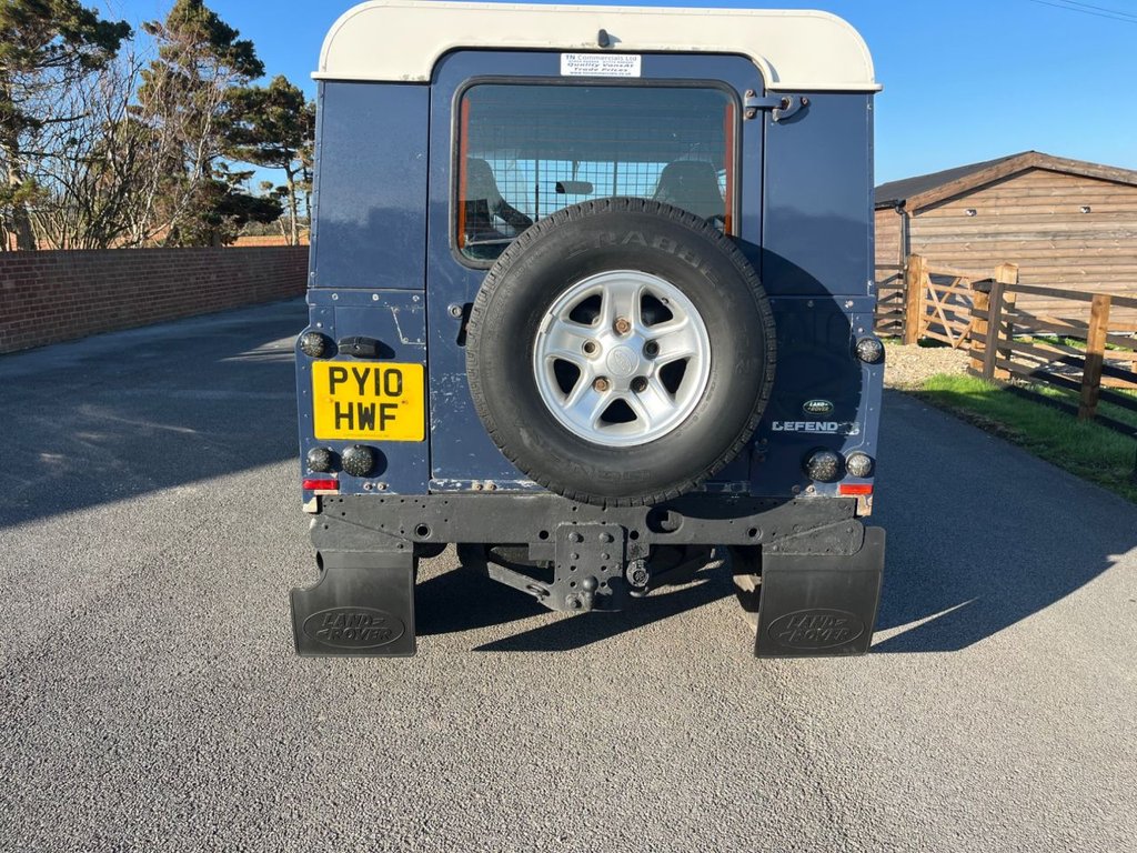 Used Land Rover Defender 2010 for sale - 77748681: Photo 5