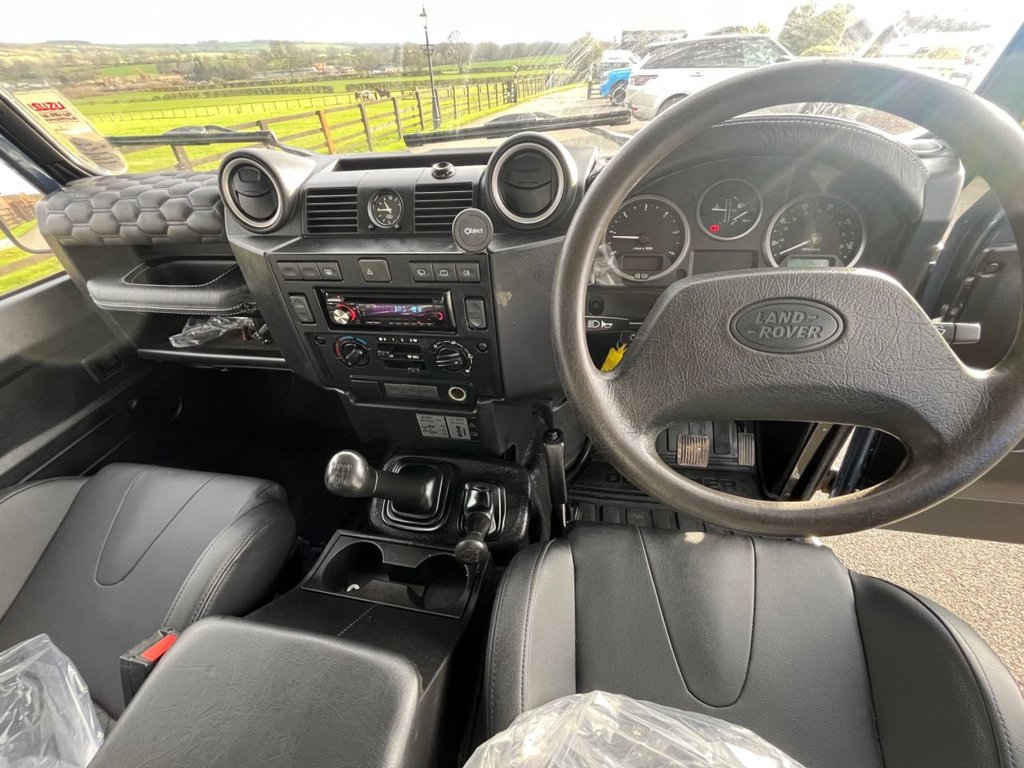 Used Land Rover Defender 2010 for sale - 77748681: Photo 8