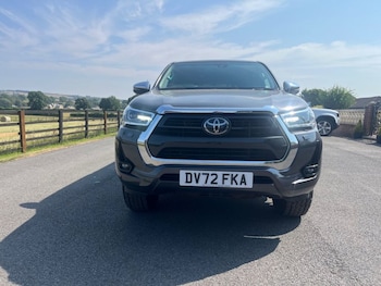 Used Toyota Hilux 2022 for sale - 79233886: Photo