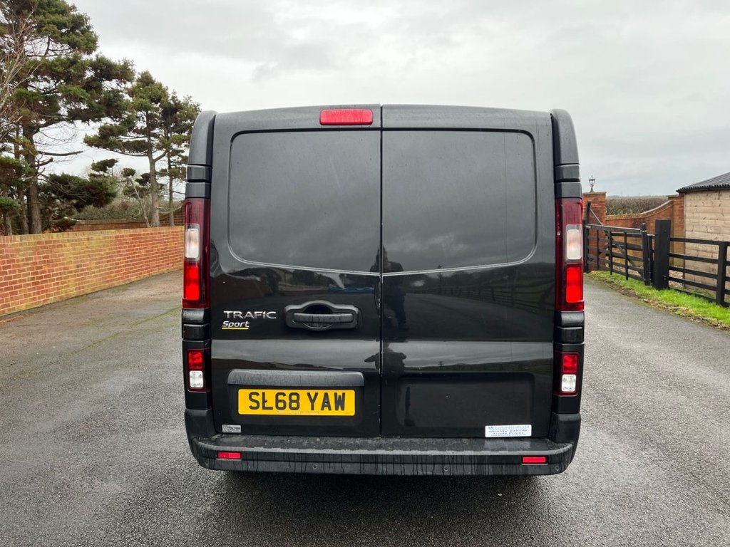 Used Renault Trafic 2018 for sale - 77287638: Photo 6