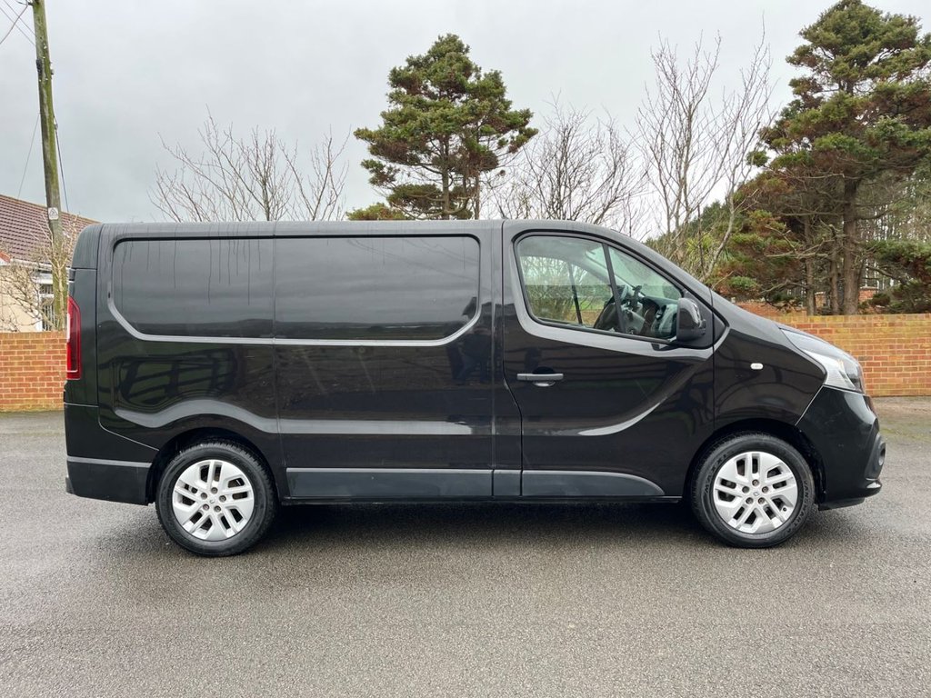 Used Renault Trafic 2018 for sale - 77287638: Photo 8