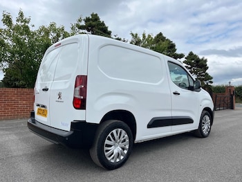 Used Peugeot Partner 2022 for sale - 75610494: Photo