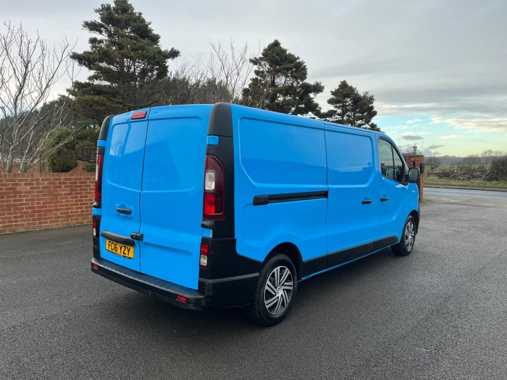Used Vauxhall Vivaro 2016 for sale - 77269099: Photo 5