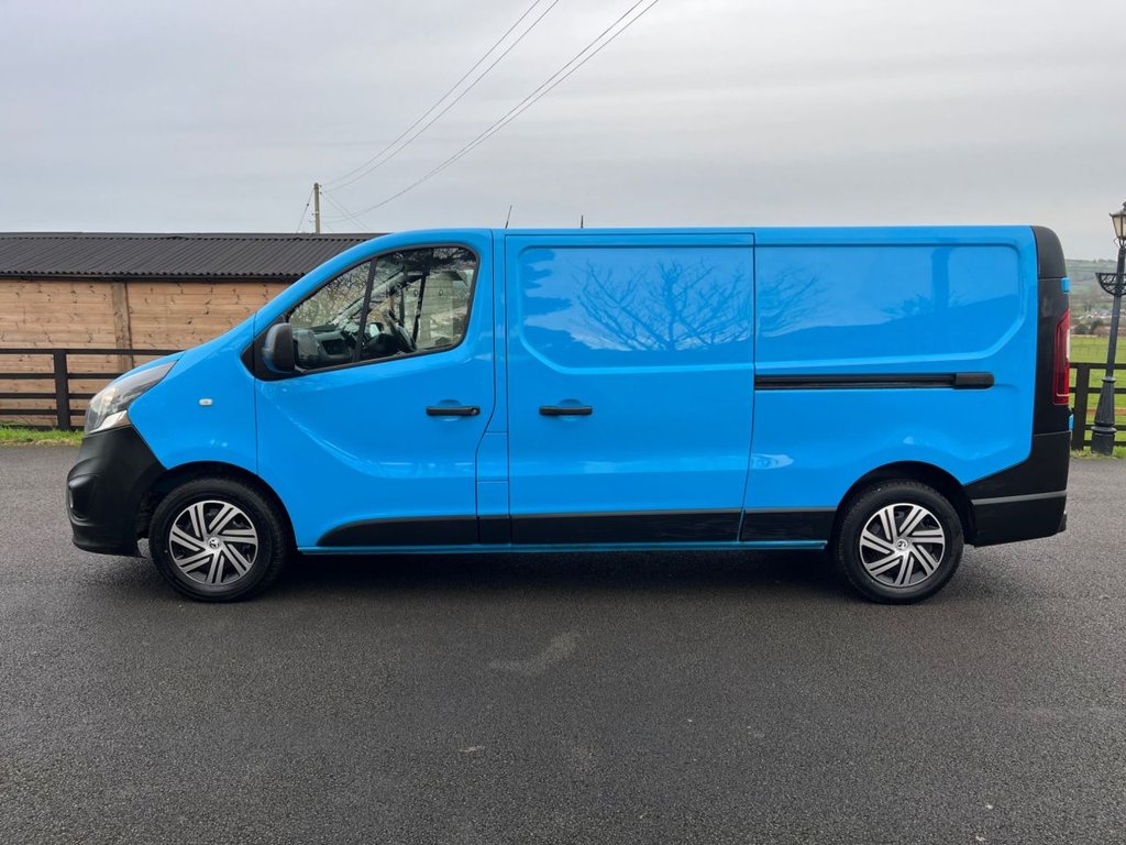 Used Vauxhall Vivaro 2016 for sale - 77269099: Photo 6