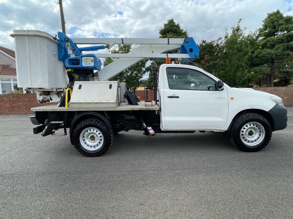 Used Toyota Hilux 2014 for sale - 76056884: Photo 14