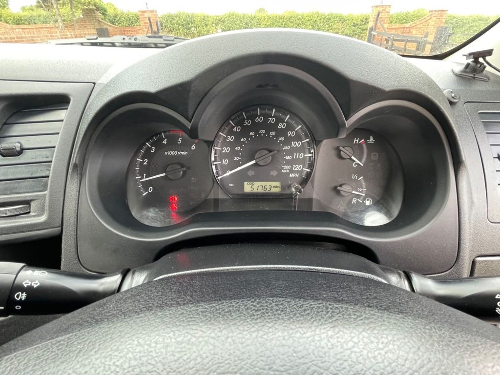 Used Toyota Hilux 2014 for sale - 76056884: Photo 8