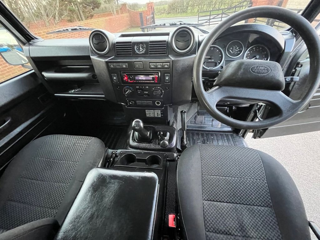 Used Land Rover Defender 2014 for sale - 77660149: Photo 11