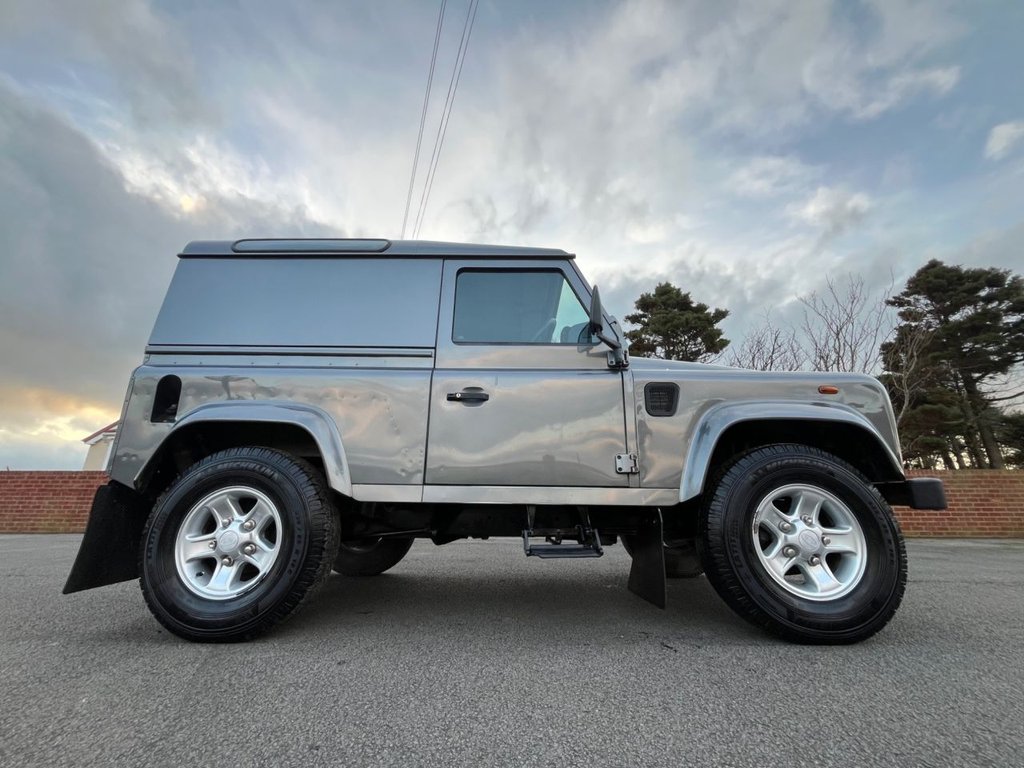 Used Land Rover Defender 2014 for sale - 77660149: Photo 5