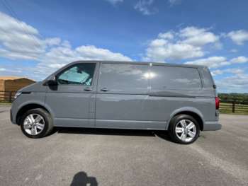 Used Volkswagen Transporter 2021 for sale - 75104296: Photo