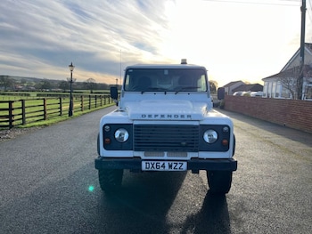 Used Land Rover Defender 2014 for sale - 76973755: Photo