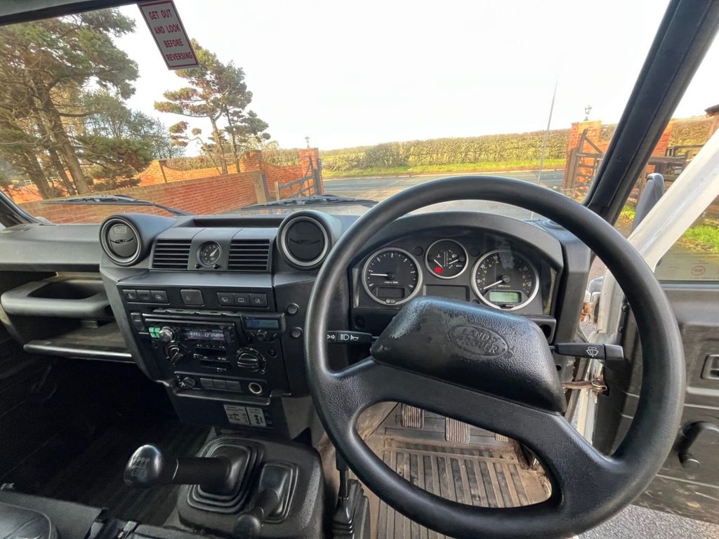 Used Land Rover Defender 2014 for sale - 76973755: Photo 9