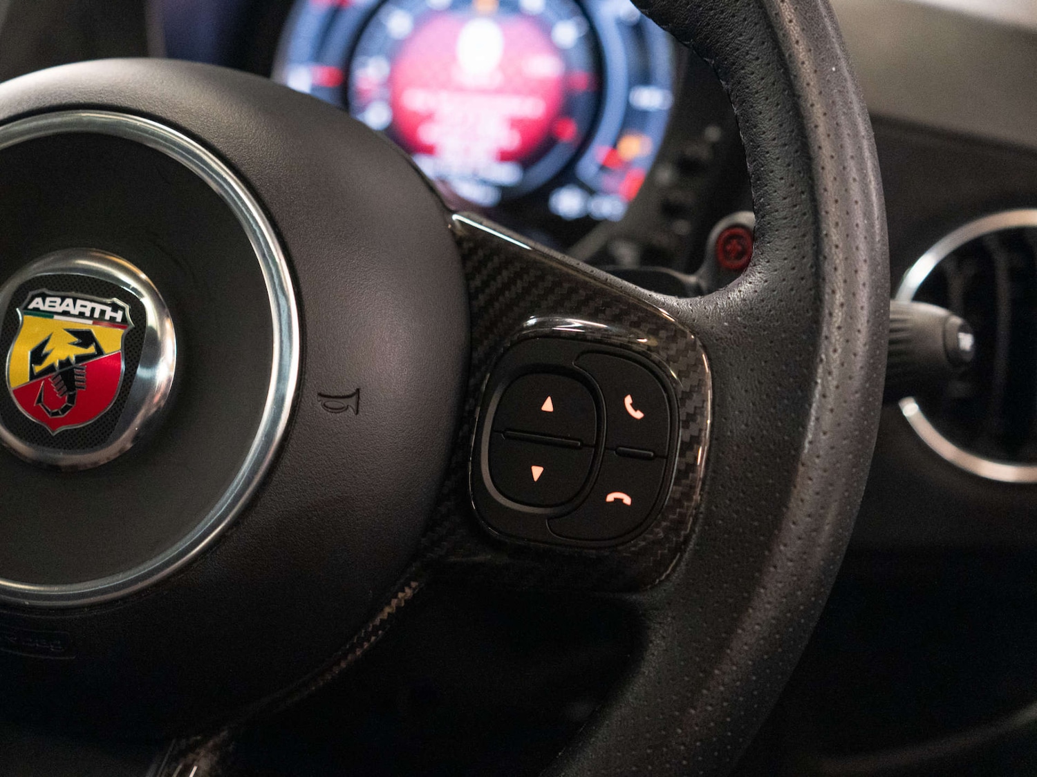 Used Abarth 695 2022 for sale - 77022759: Photo 12