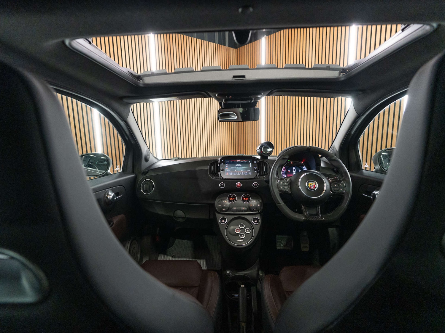 Used Abarth 695 2022 for sale - 77022759: Photo 15