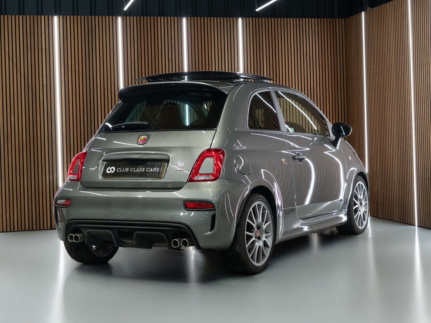 Used Abarth 695 2022 for sale - 77022759: Photo 5