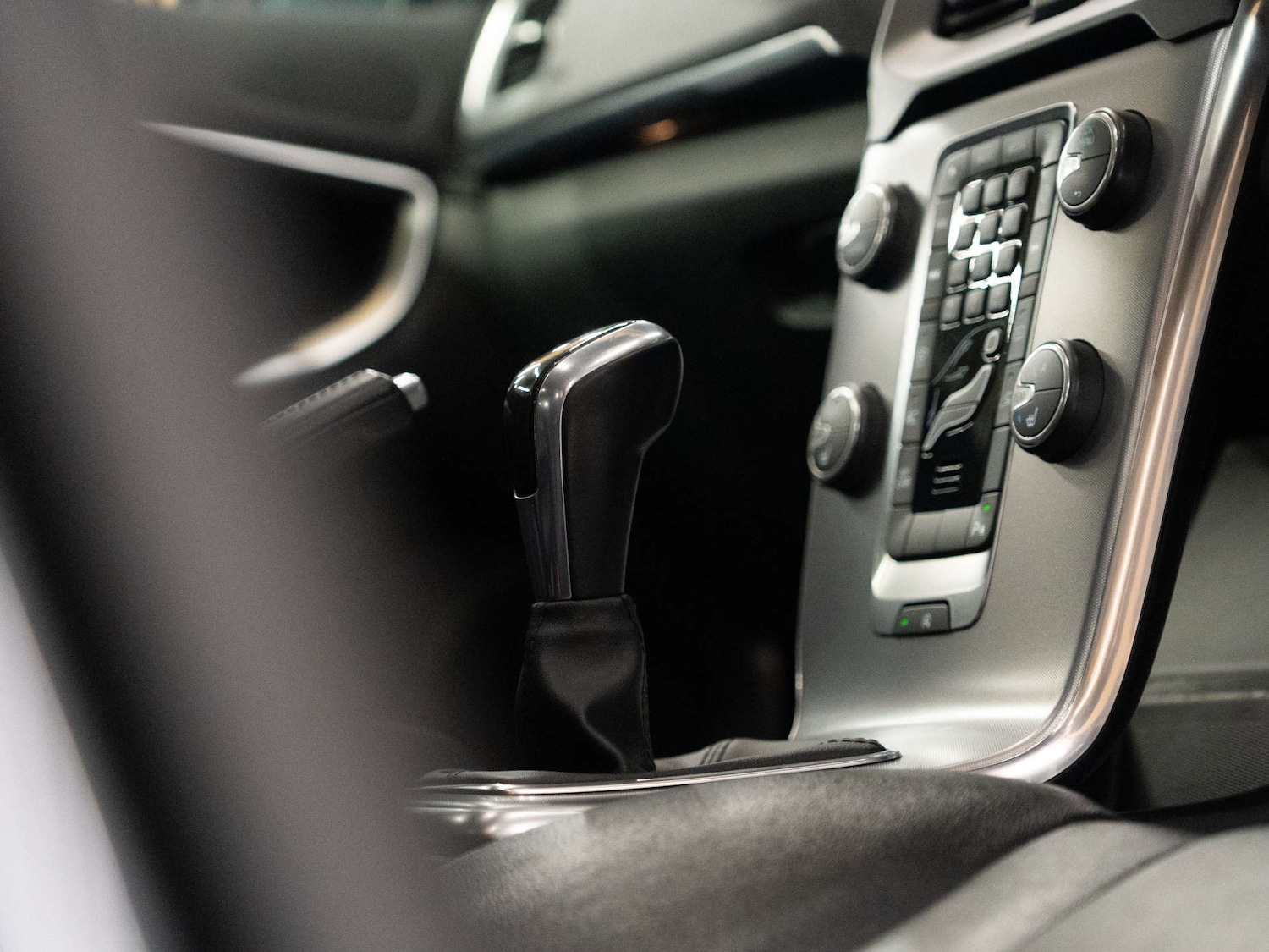 Used Volvo V40 2016 for sale - 77621896: Photo 24