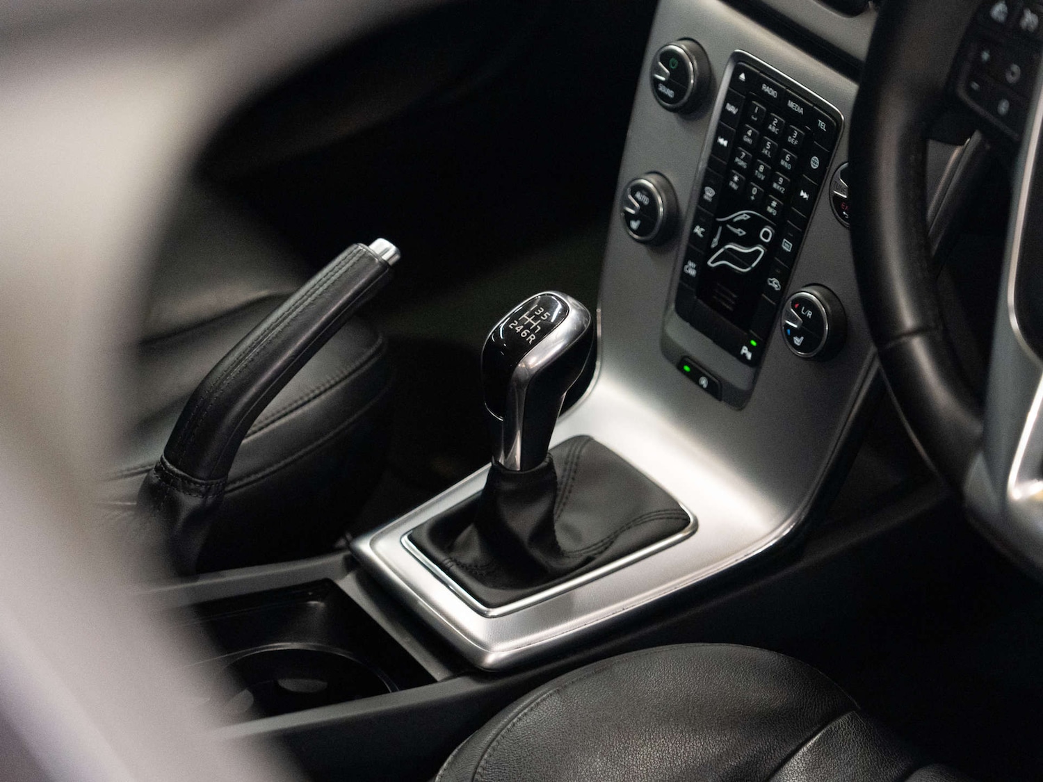 Used Volvo V40 2016 for sale - 77621896: Photo 25