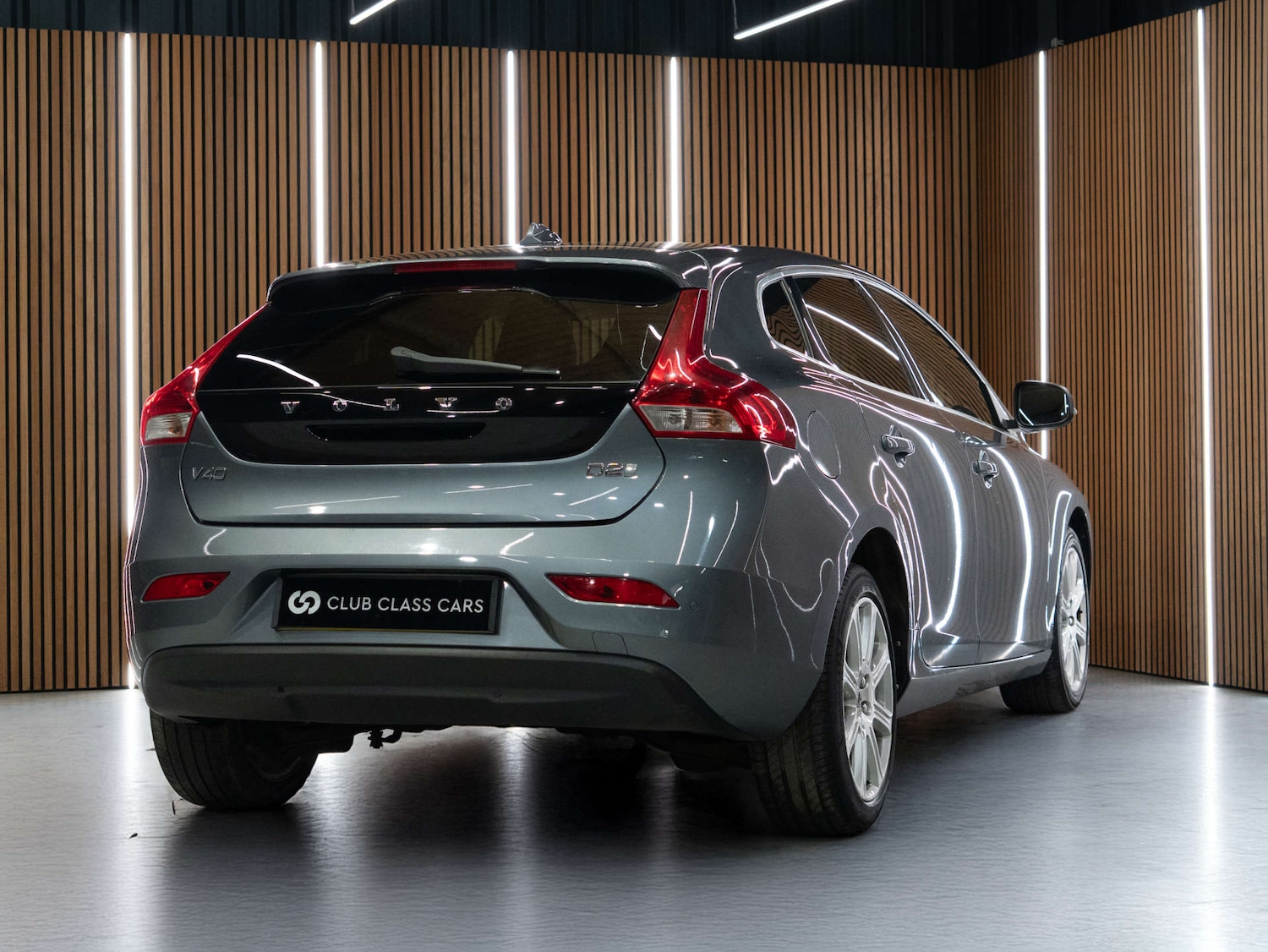 Used Volvo V40 2016 for sale - 77621896: Photo 6