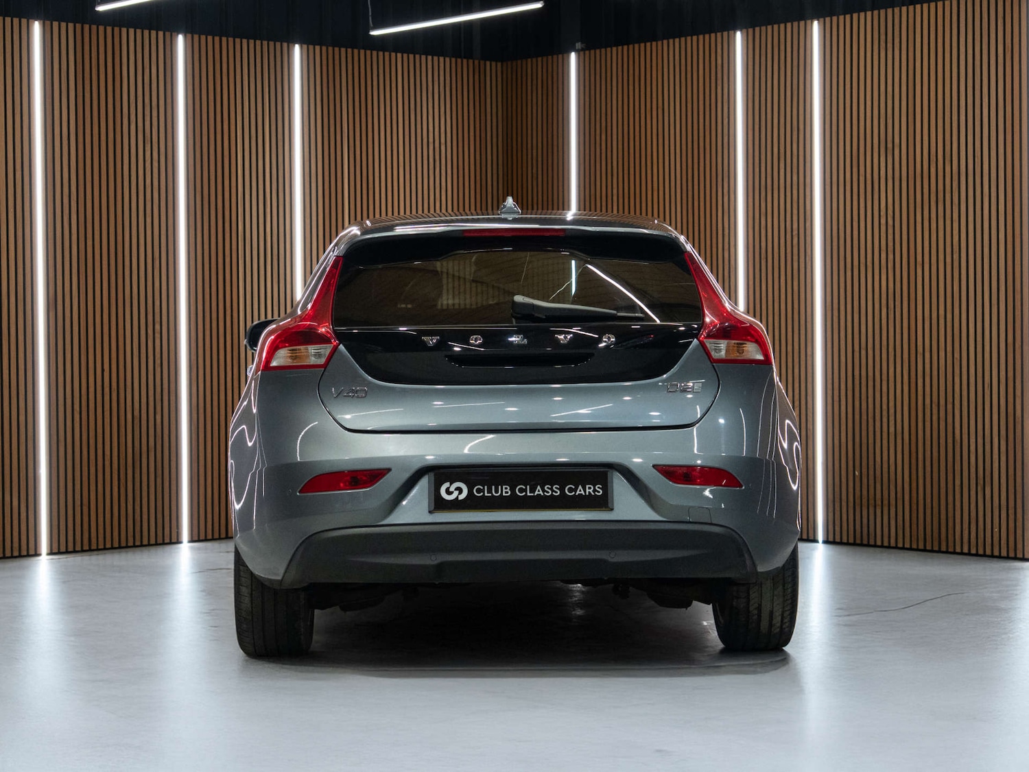 Used Volvo V40 2016 for sale - 77621896: Photo 7