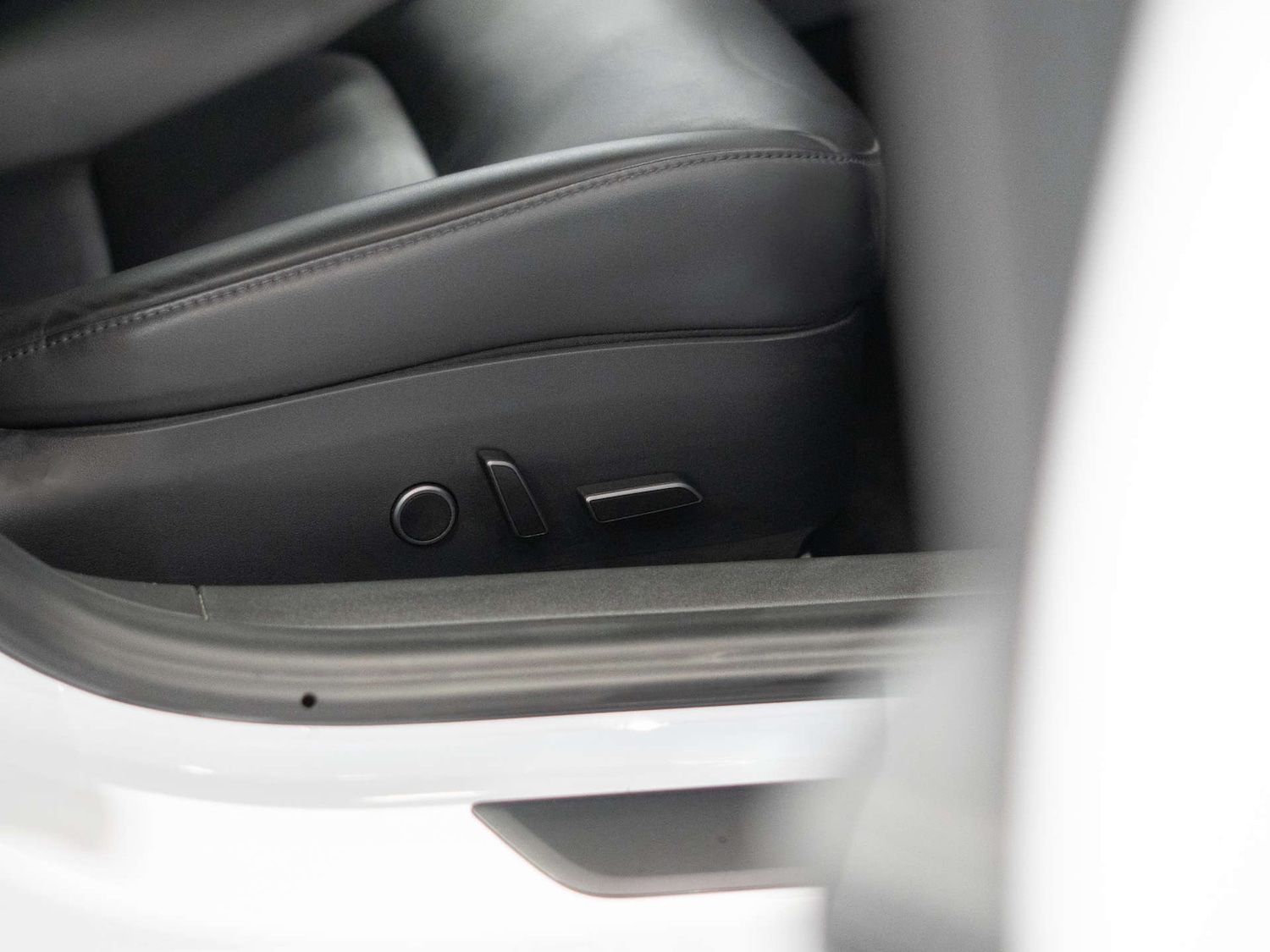 Used Tesla Model 3 2022 for sale - 77221000: Photo 41