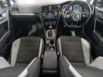 Used Volkswagen Golf 2017 for sale - 78241921: Photo