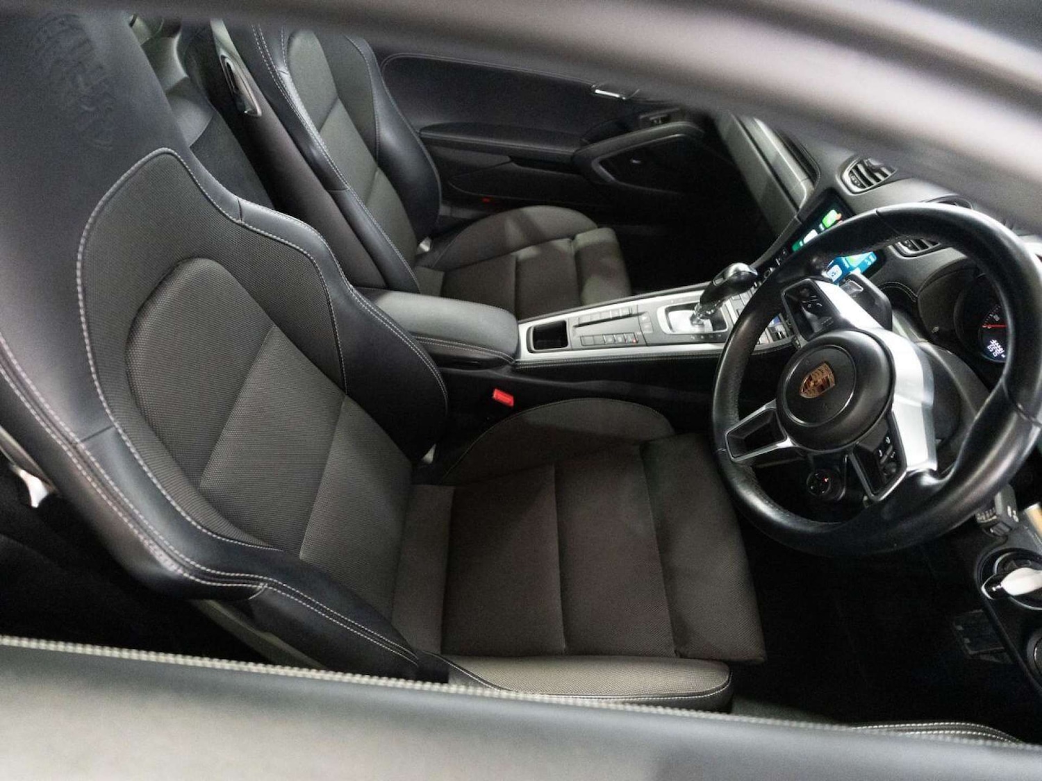 Used Porsche Cayman 2018 for sale - 77988195: Photo 12