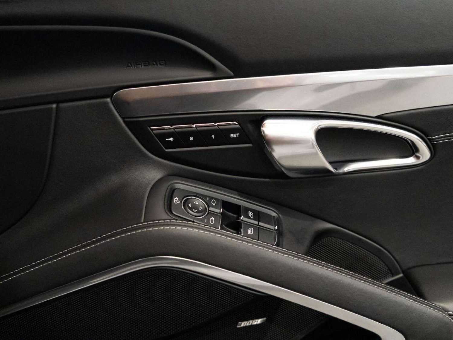 Used Porsche Cayman 2018 for sale - 77988195: Photo 40