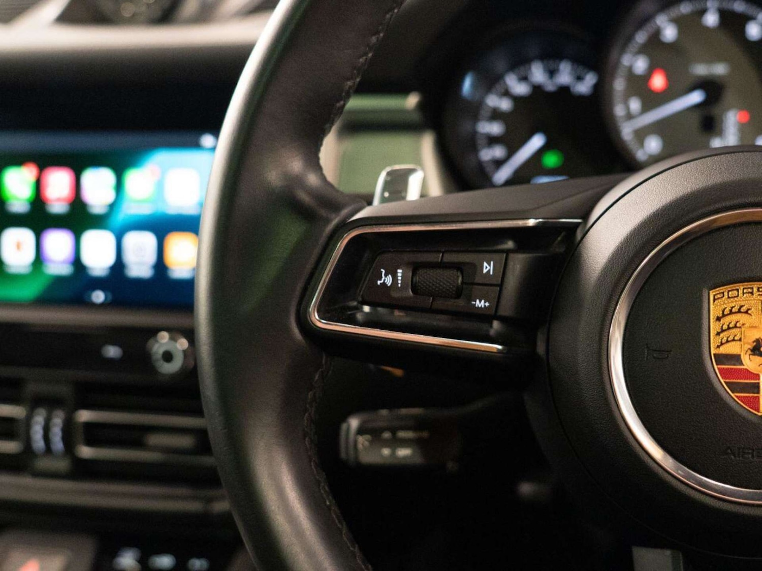 Used Porsche Macan 2022 for sale - 77022771: Photo 26