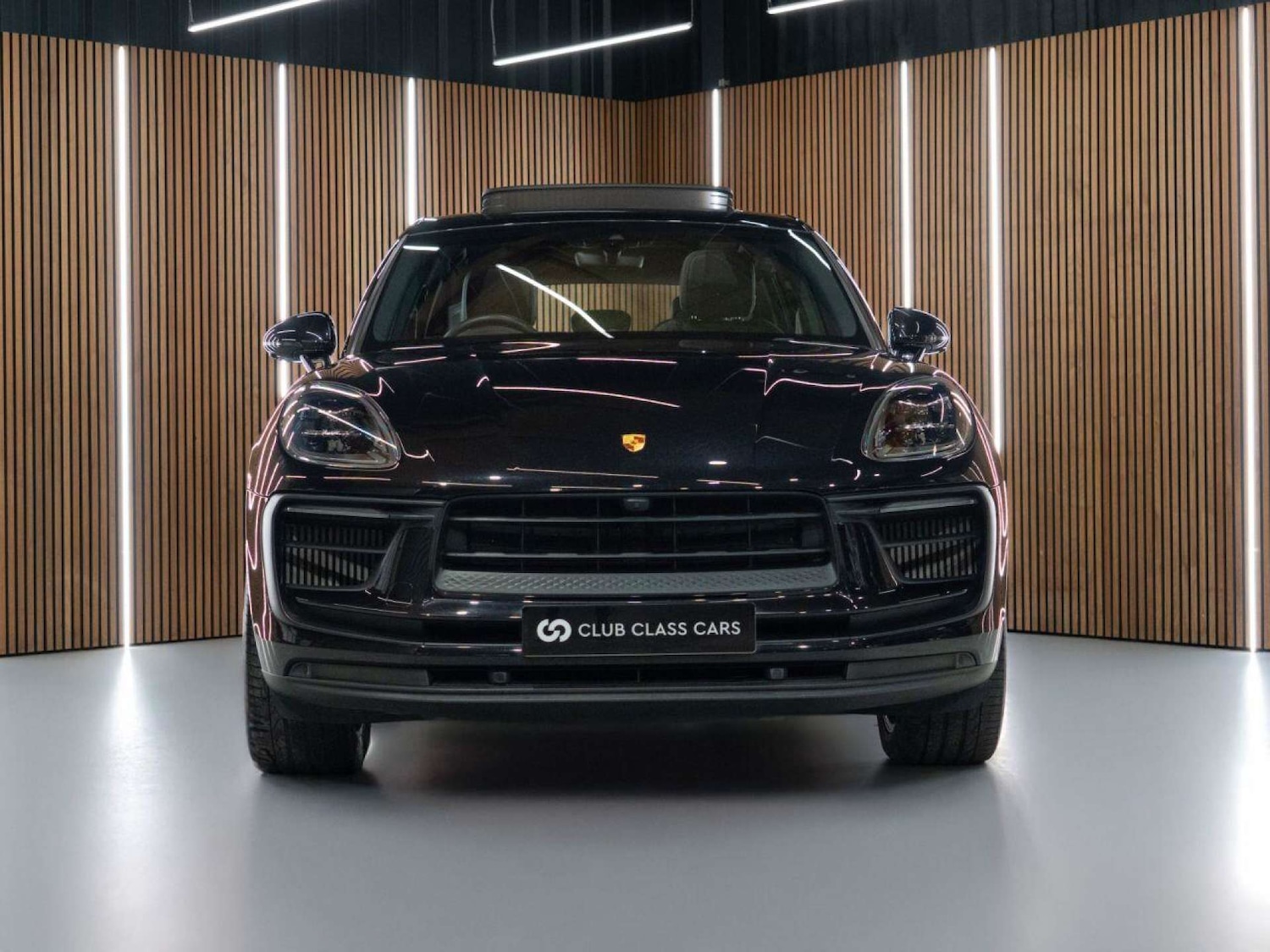Used Porsche Macan 2022 for sale - 77022771: Photo 3