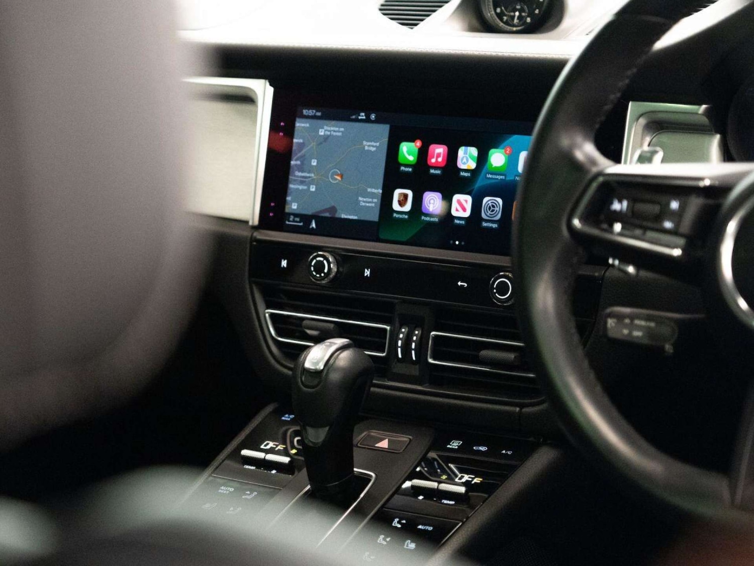 Used Porsche Macan 2022 for sale - 77022771: Photo 32