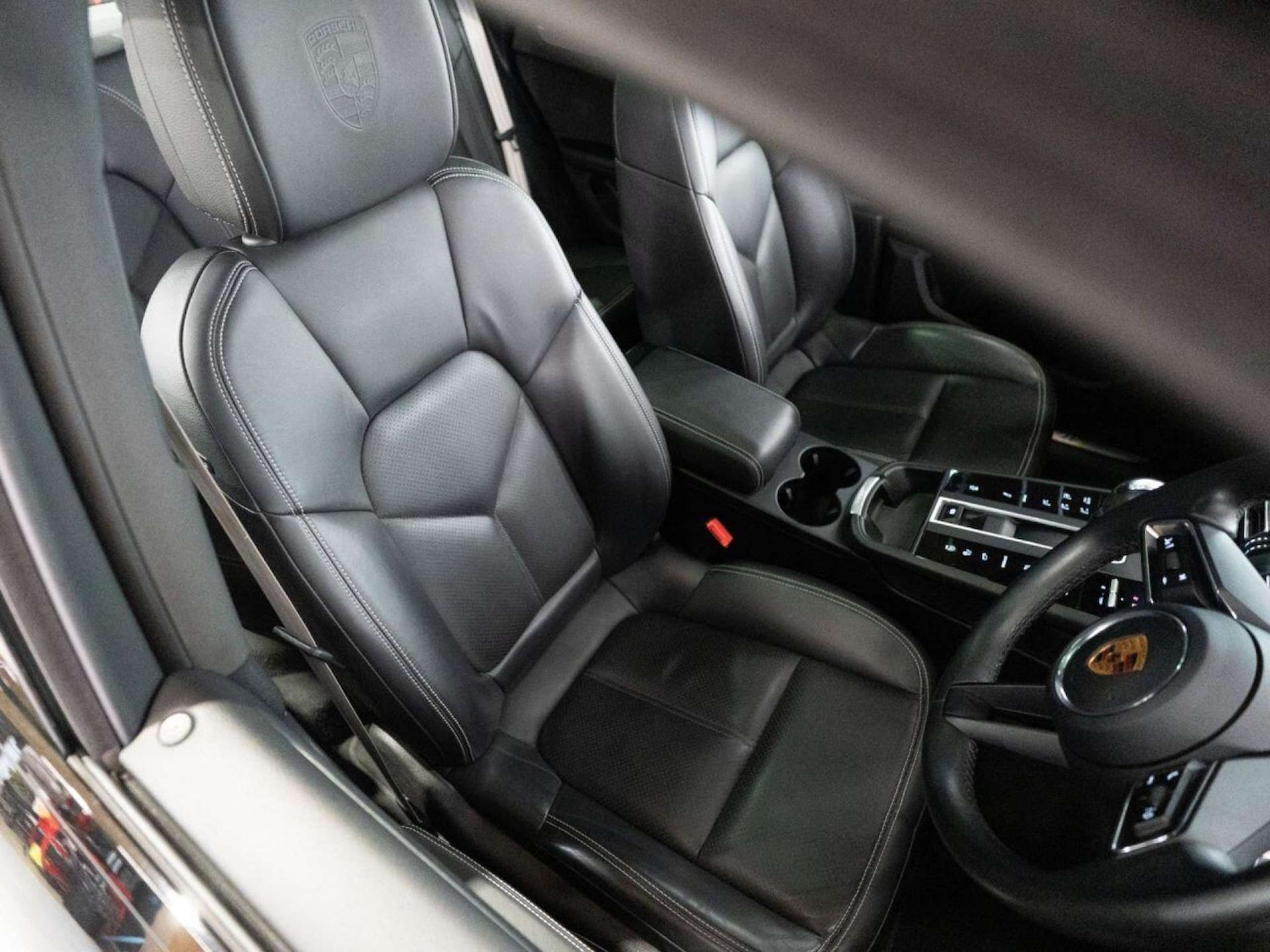 Used Porsche Macan 2022 for sale - 77022771: Photo 35