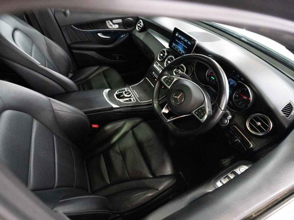 Used Mercedes-Benz GLC 2018 for sale - 76724523: Photo 15