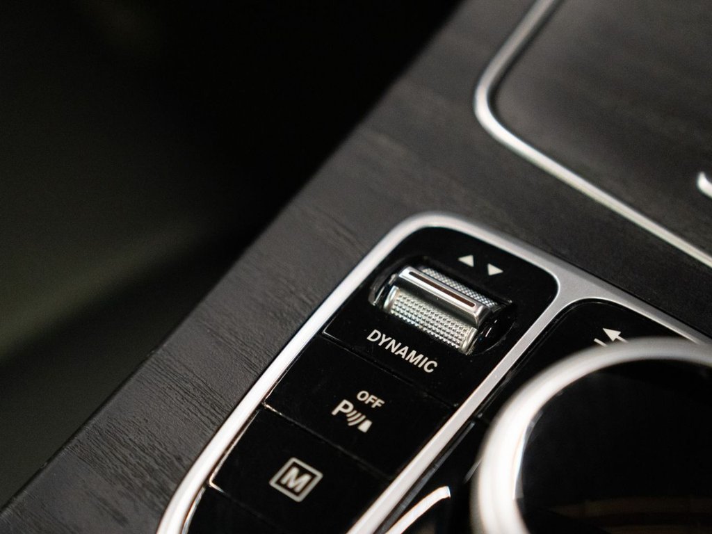 Used Mercedes-Benz GLC 2018 for sale - 76724523: Photo 25