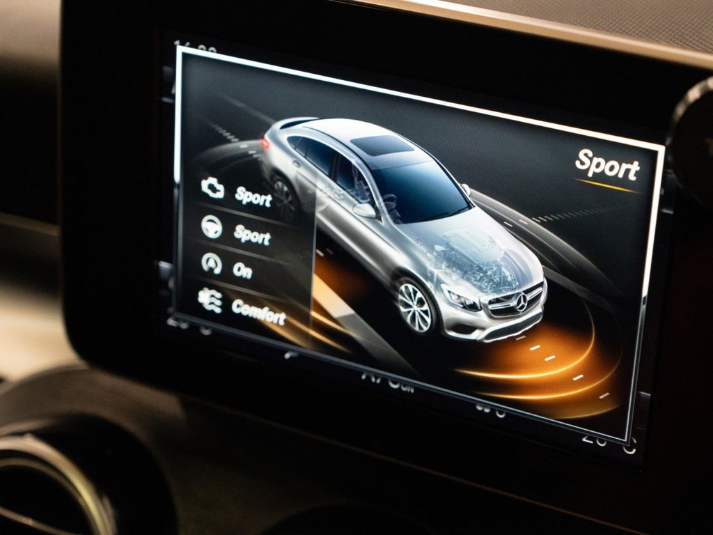 Used Mercedes-Benz GLC 2018 for sale - 76724523: Photo 28