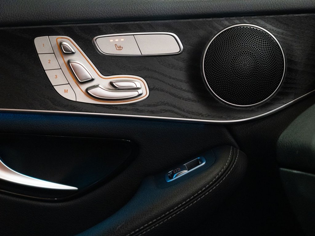 Used Mercedes-Benz GLC 2018 for sale - 76724523: Photo 35