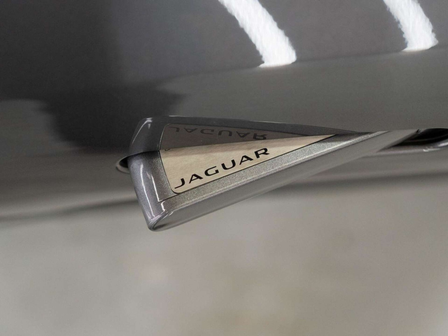 Used Jaguar F-Type 2018 for sale - 77025232: Photo 12