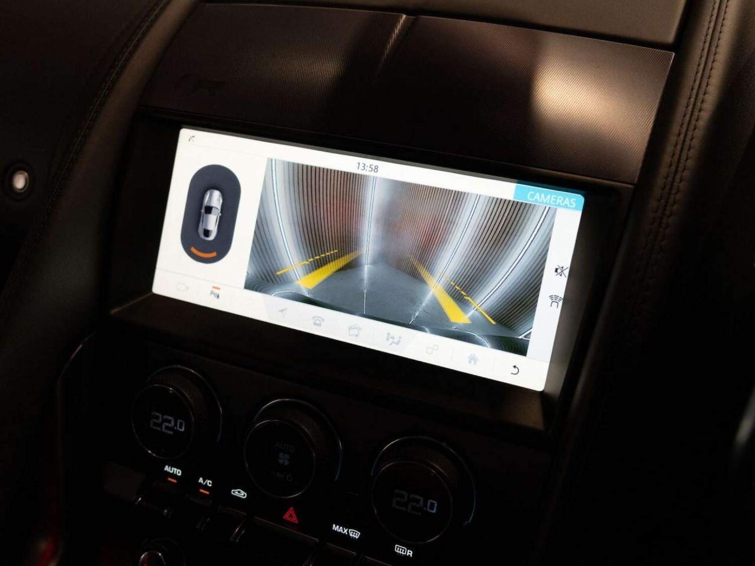 Used Jaguar F-Type 2018 for sale - 77025232: Photo 32