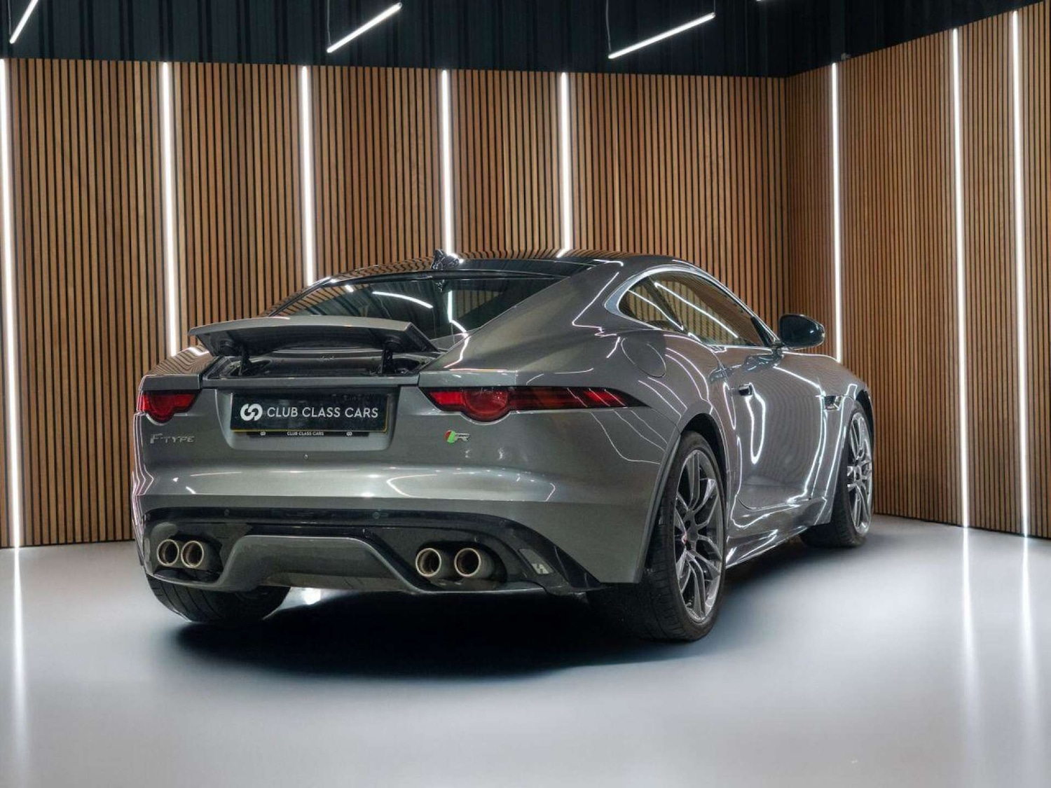 Used Jaguar F-Type 2018 for sale - 77025232: Photo 5