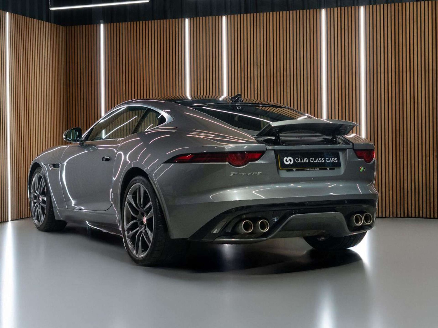 Used Jaguar F-Type 2018 for sale - 77025232: Photo 7