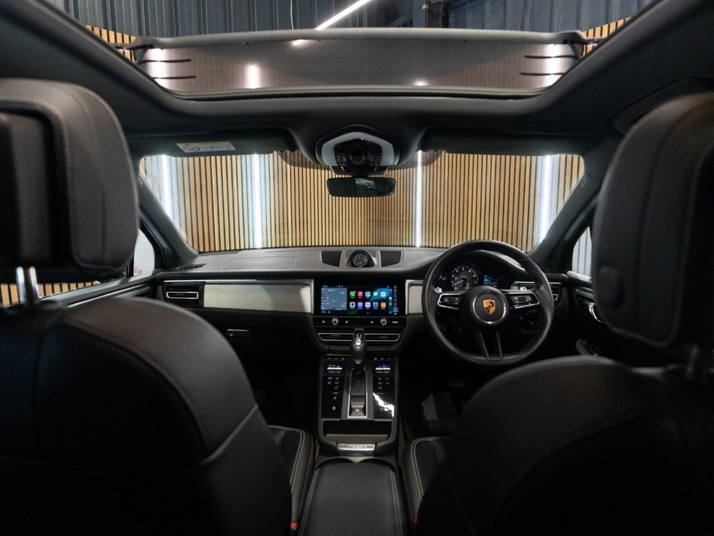 Used Porsche Macan 2022 for sale - 76690744: Photo 22