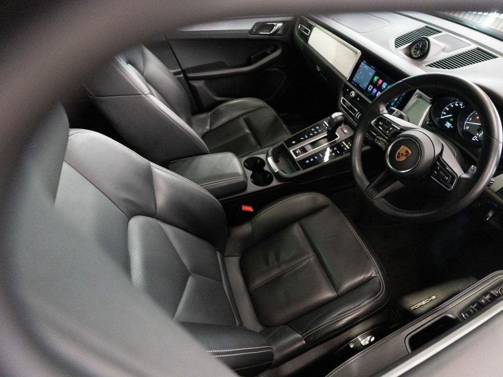 Used Porsche Macan 2022 for sale - 76690744: Photo 23