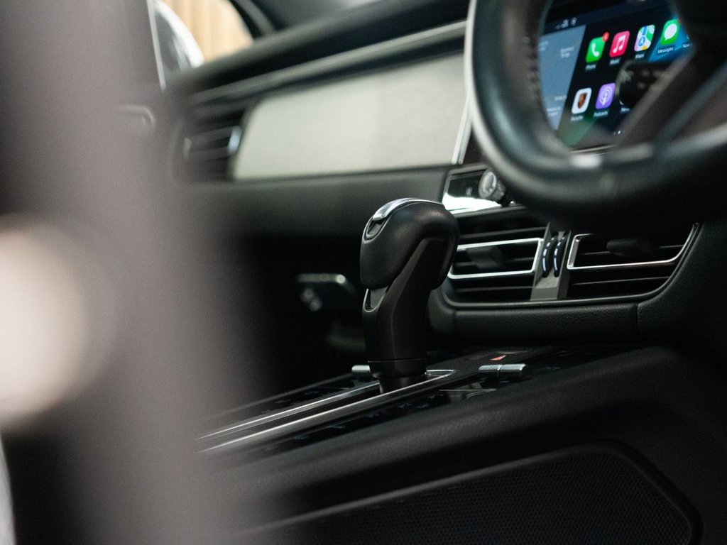 Used Porsche Macan 2022 for sale - 76690744: Photo 37