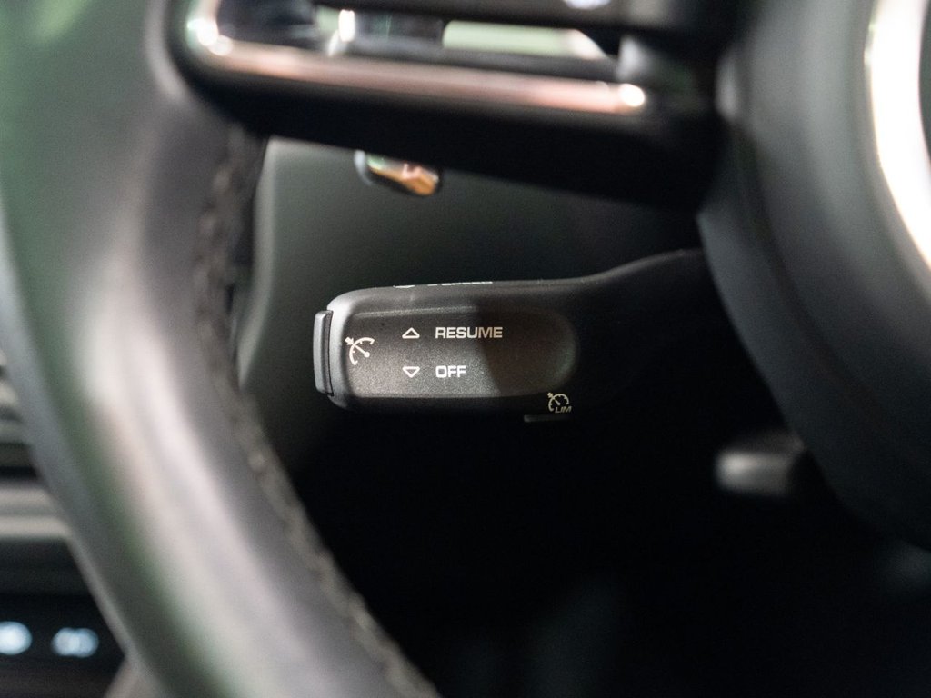 Used Porsche Macan 2022 for sale - 76690744: Photo 38