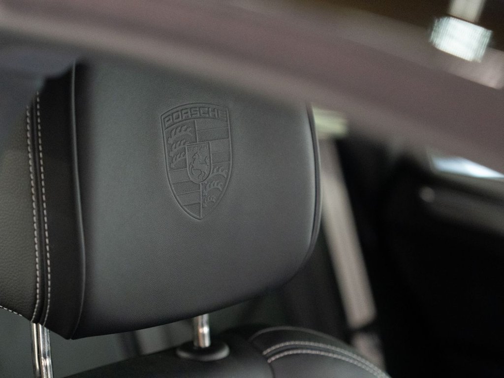 Used Porsche Macan 2022 for sale - 76690744: Photo 42