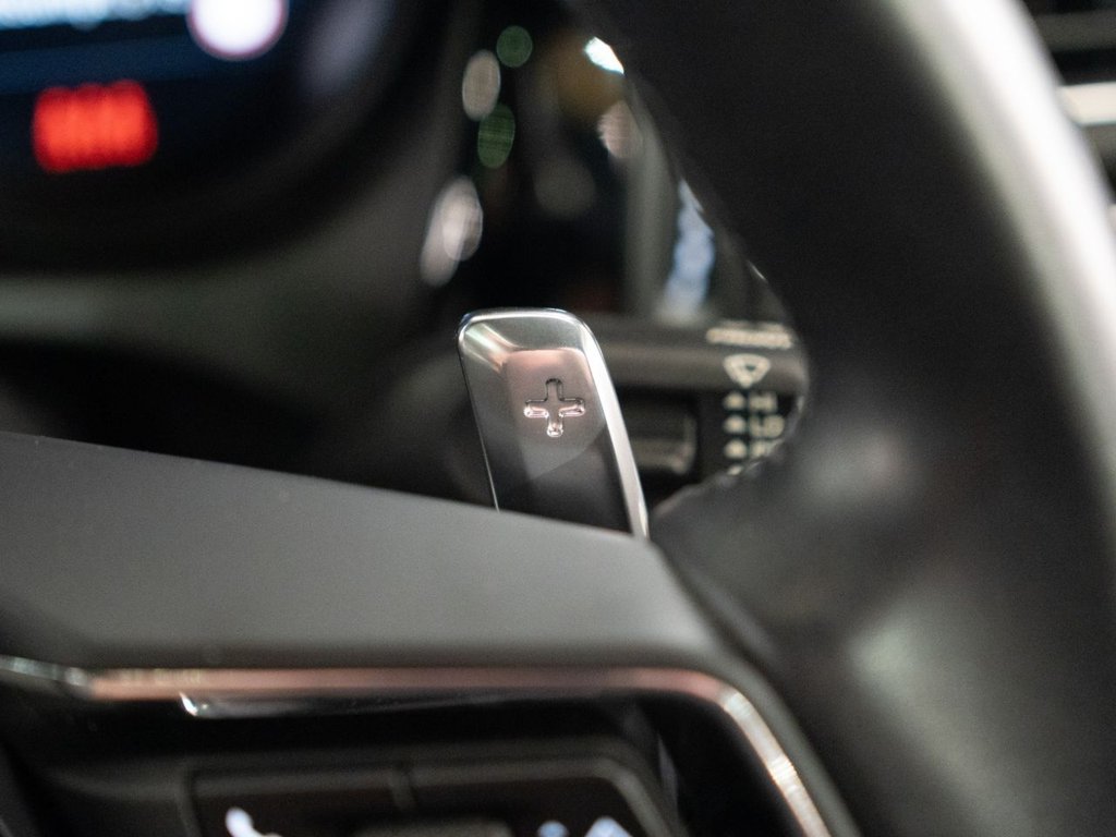 Used Porsche Macan 2023 for sale - 76690746: Photo 27