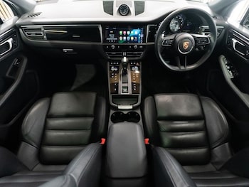 Used Porsche Macan 2023 for sale - 76690746: Photo