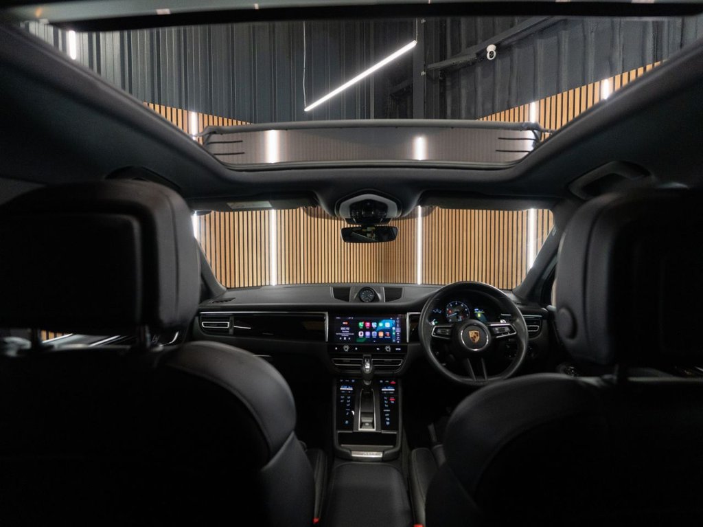 Used Porsche Macan 2023 for sale - 76690746: Photo 48