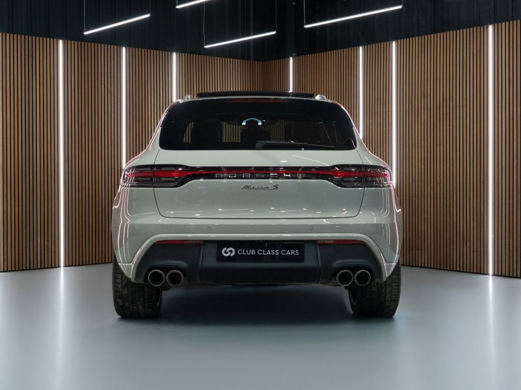 Used Porsche Macan 2023 for sale - 76690746: Photo 6