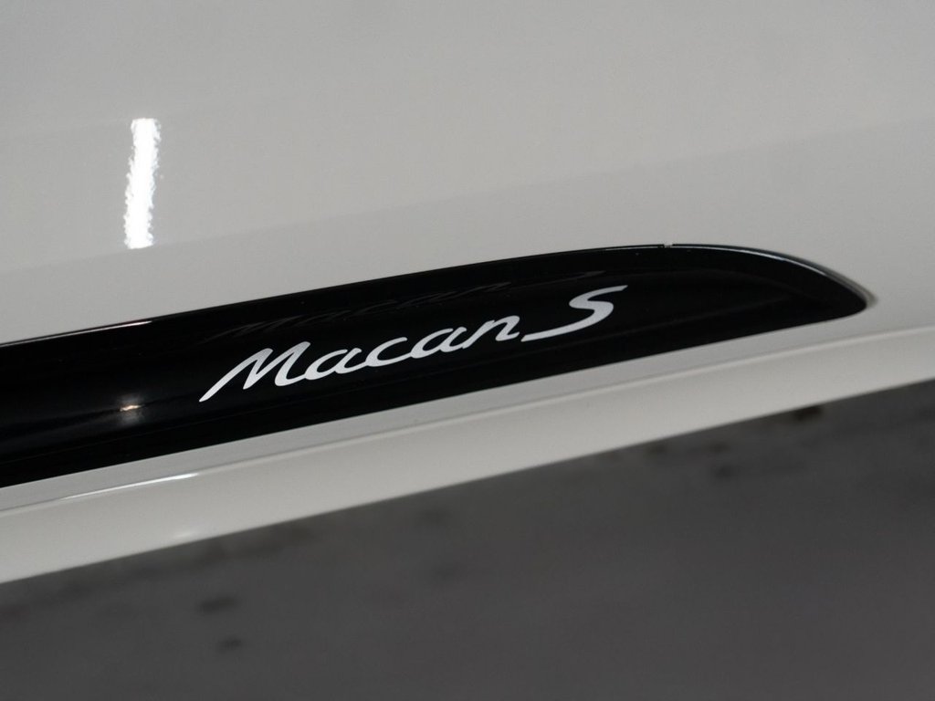 Used Porsche Macan 2023 for sale - 76690746: Photo 8